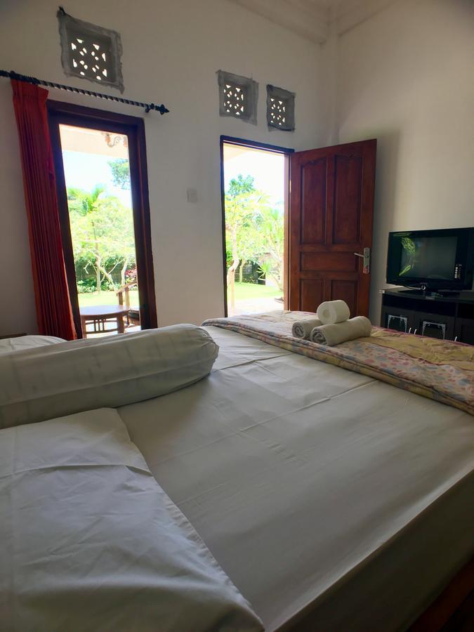 Uluwatu Made Guesthouse Exterior photo