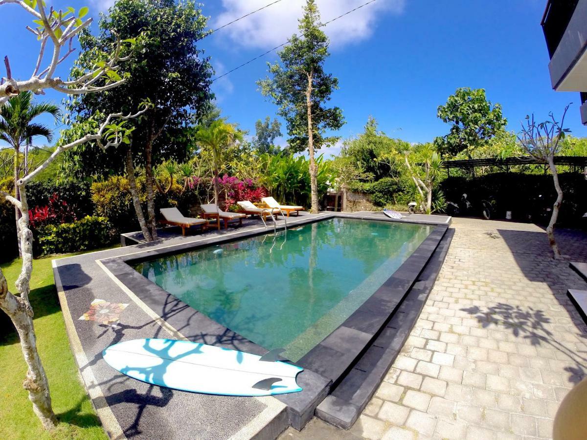Uluwatu Made Guesthouse Exterior photo